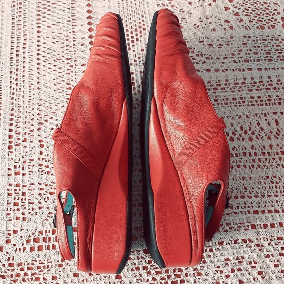 Thierry Rabotin Red Leather Georgia Slingback Size 37.5 Italy Buckle Slip-on - Picture 8 of 11